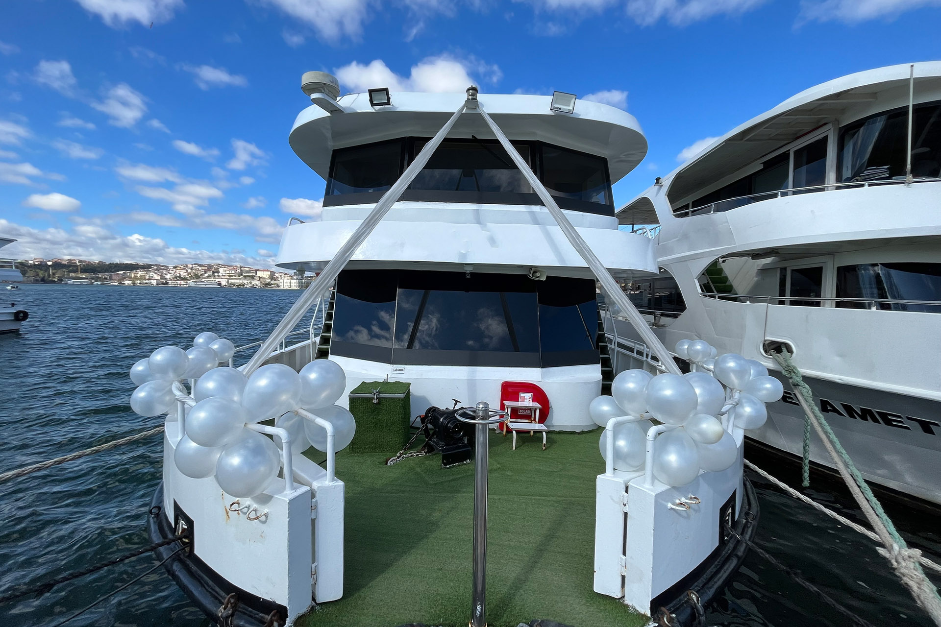 İstanbul Tekne Kiralama 100 Kişilik