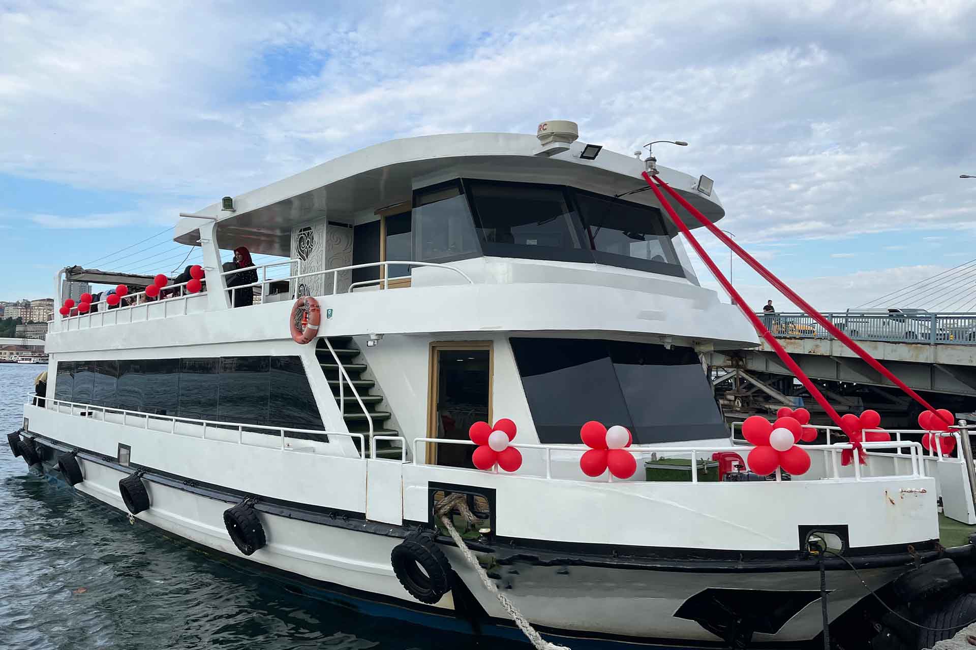 İstanbul Teknede Kına Gecesi